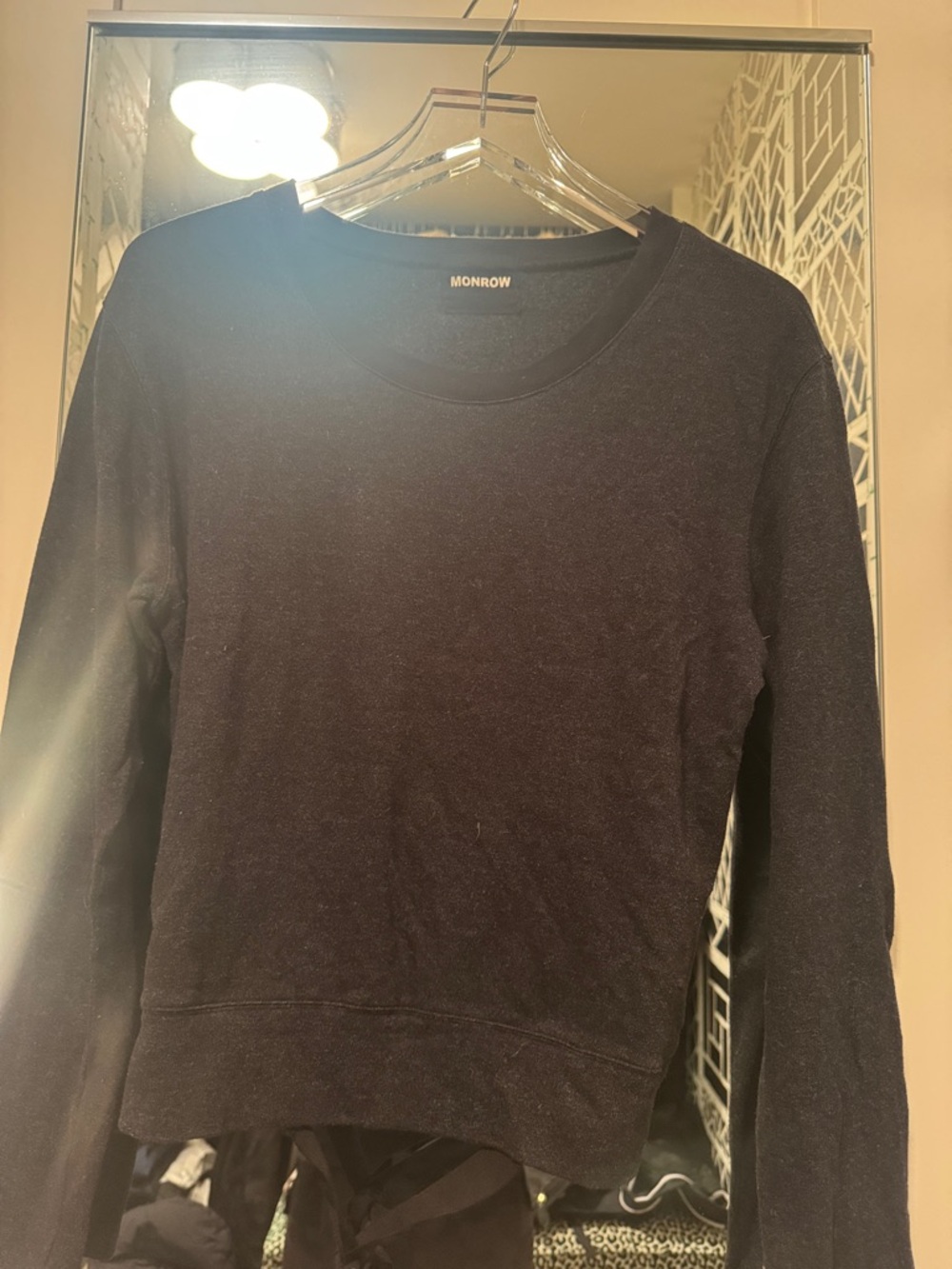 Monrow Black Long-Sleeve Crew Sweatshirt